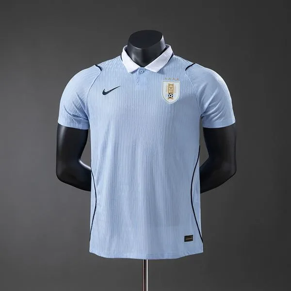 Camiseta de fútbol Uruguay 2026 LOCAL MANGA CORTA VERSION JUGADOR